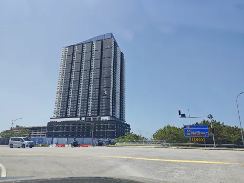 Amber Cove Impression City Residence