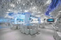 Junyi Chain Hotel (Xiaogan Yunmeng Hanzheng Street Industrial Park)
