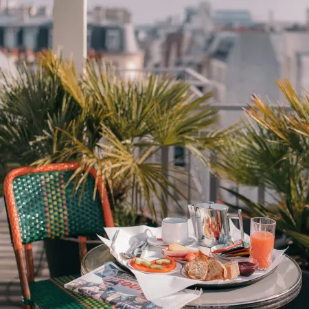 Hotel Eiffel Blomet