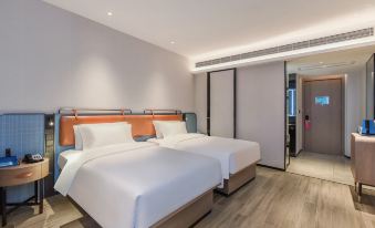 Echarm Hotel (Dongguan Guoji Qichecheng Lanqiuzhongxin)