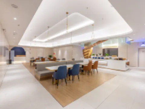 Starway Hotel (Chaka Town) โรงแรมในอู่หลน