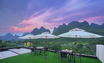 Huaye Travel Designer Hotel (Yangshuo Yulong River Resort Eternal Love Branch)