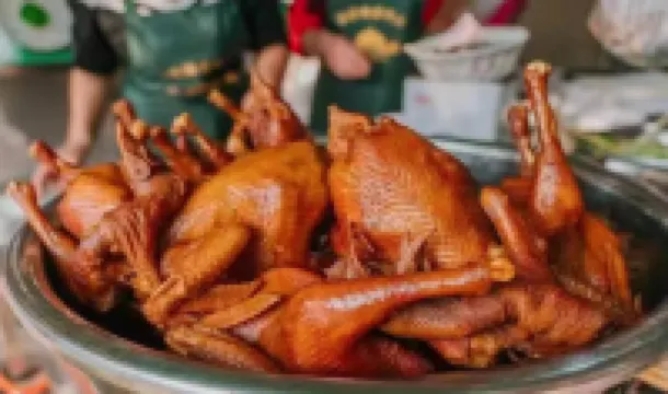 Star & Romantic Hotel (Honghe Water Town Huquan)