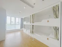 Jianzhi Erqi Youth Hostel (Hangzhou Wulin Square Baoshanqiao Metro Station Branch)