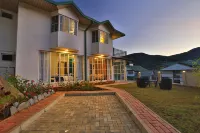Lemas Holiday Bungalow Hotels near Kotmale Dam