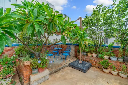 Mengzi Fengjing Boutique Hotel Отели рядом с достопримечательностью «Honghe College»