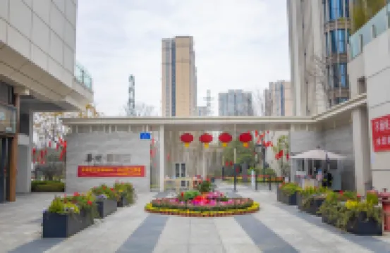 成都曼朵嘉·輕居酒店公寓（華西醫院錦江院區店）