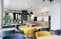 Appart Hotel Odalys City Toulouse Blagnac Aéroport - breakfast