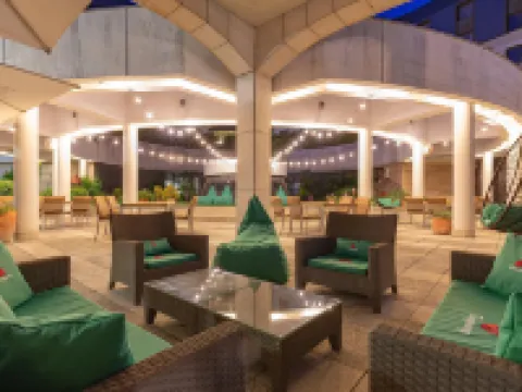 โรงแรม คราวน์ พลาซ่า บราติสลาวา บาย IHG โรงแรมใกล้โบสถ์เซนต์อลิซาเบธ