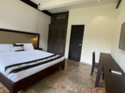 Ariella Mangrove & Eco Resort by Hiverooms Hoteles en Alcoy