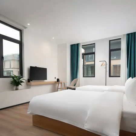 Weilanjian Hotel (Haikou Meilan Airport)