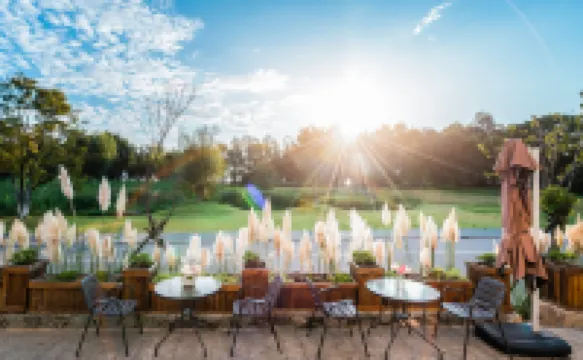 Dali West city Past designer Resort Hotel โรงแรมใกล้คลื่นลม