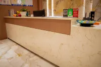 Jinghong Yurun Vientiane Hotel (Guang Zhuang Star Night Market Branch) Hotel di Jinghong