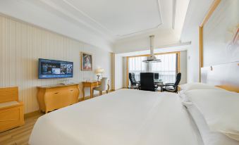 Vienna International Hotel (Anji Jiayuan Plaza)