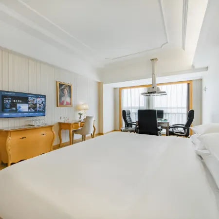 Vienna International Hotel (Anji Jiayuan Plaza)