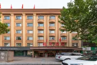 Zhongmu Heping Hotel (Shangdu Avenue) Hotel dekat Zhengzhou Electric Power Technology College