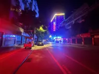 Fashion Hotel (Central Plaza) Hotels in Lipu