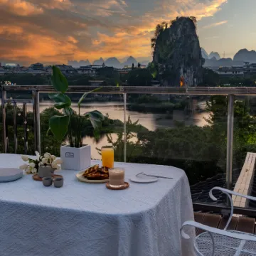 Guilin Qiyun Jiangshe Hotels near Two Rivers and Four Lakes