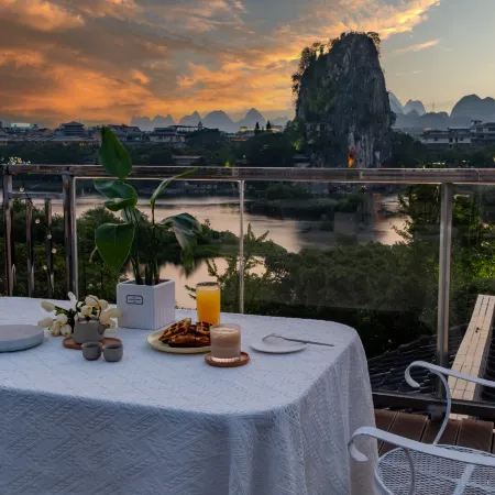 Guilin Qiyun Jiangshe Отели рядом с достопримечательностью «Парк Fuboshan»