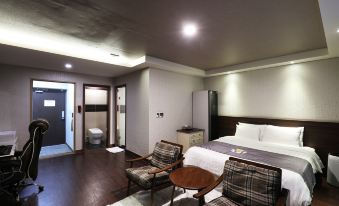 Cheongju the Mark Hotel