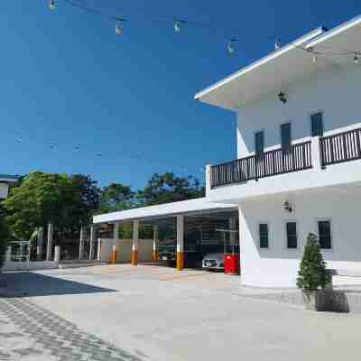 Boonpoolsri Poolvilla Hotel Exterior