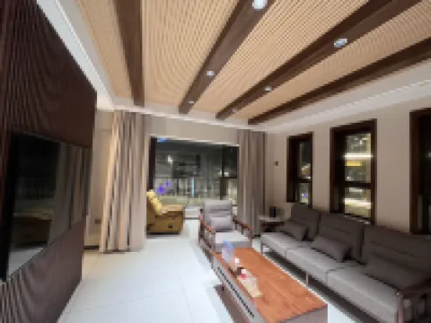 Altai Riverside Shanfeng Homestay (Jiangjunshan International Ski Resort)