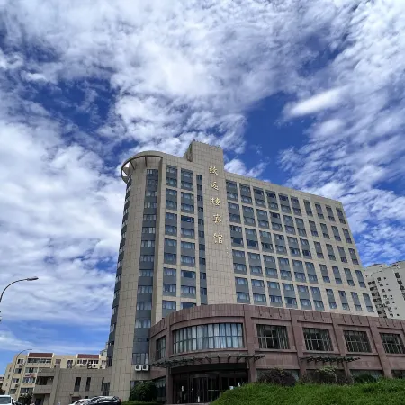 Zhiyuanlou Hotel Отели рядом с достопримечательностью «Олимпийский парусный центр»