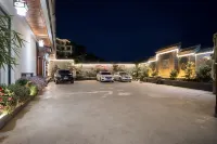 Binchuan chicken foot mountain sit forget one courtyard