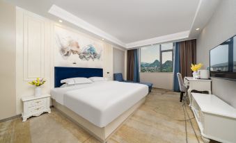 Indigo Hotel (Liuzhou Liushi Road Longtan Park)