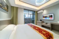 Manyun Juzhuju (Liupanshui High-speed Railway Station)