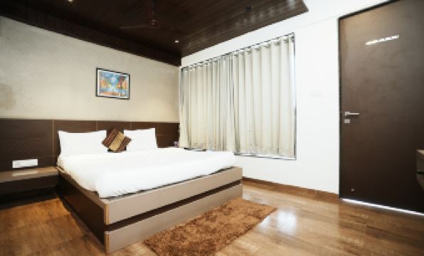 Tulsi Villa, Panchgani, Mahabaleshwar - Housity