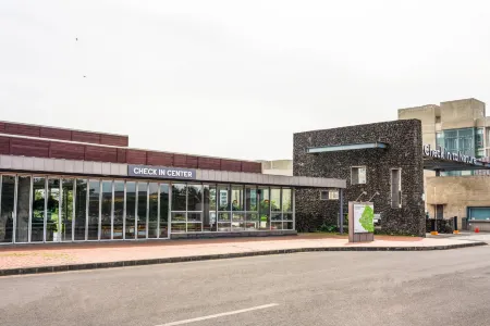 Phoenix Island Отели рядом с достопримечательностью «Bunker des Lumières»