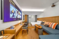 U Easy Hotel - balcony