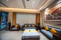 Phoenix Sister in law Boutique Hotel