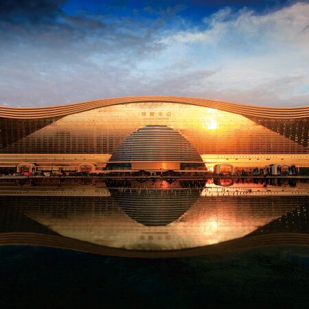 InterContinental Hotels CHENGDU GLOBAL CENTER by IHG Отели рядом с достопримечательностью «Глобальный центр «Новый век»»