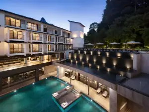 Lijiang Scenery Resort (Yangshuo West Street, Li River Scenic Area)