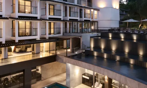 Lijiang Scenery Resort (Yangshuo West Street, Li River Scenic Area)