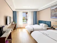 โรงแรมเลอ จี โรงแรมใกล้ห้องสมุดทาชคุรกัน
