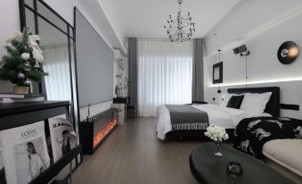 Wuhan Licheng Qingshe Movie Hotel