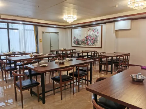 Xinxing Guo'en Hotel (Liuzu's Hometown)