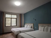 Changyang second sister farm food homestay Hotels near Baihui Shopping Mall