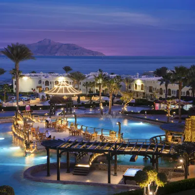 Charmillion Club Resort Hotels near La Strada Mall
