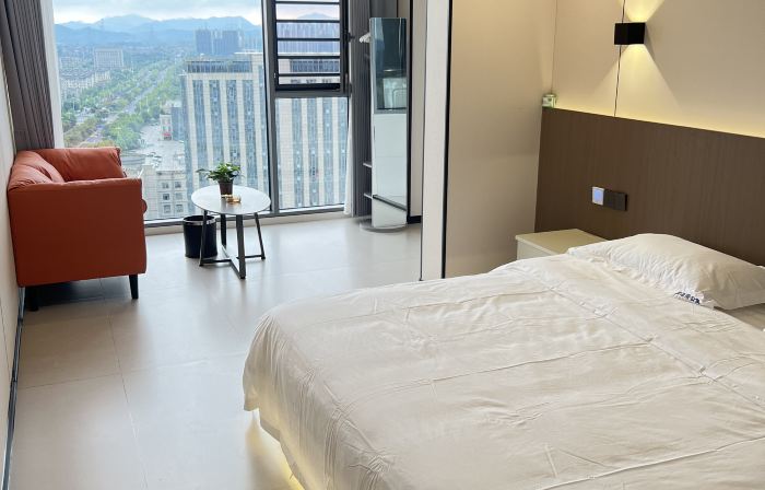 Guangde Lanbowan Apartment