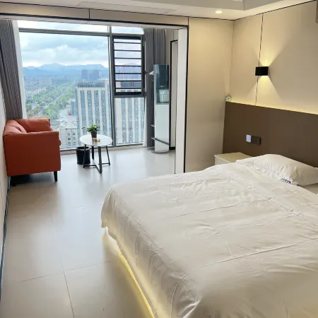 Guangde Lanbowan Apartment