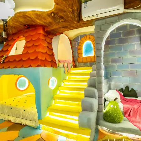 Liangyue Buwan B&B (Gouyan Street Branch)