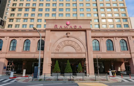 華美達龍仁酒店