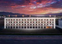 Joying Hotel