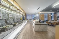 Atour Hotel (Tianshui South High-speed Railway Station Shengda Plaza)