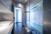 Diamond Capsule Hotel Amsterdam South