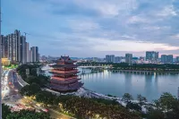 Spring River View Design Guesthouse (Chaoyang Square Subway Station Sanjie Liangxiang)